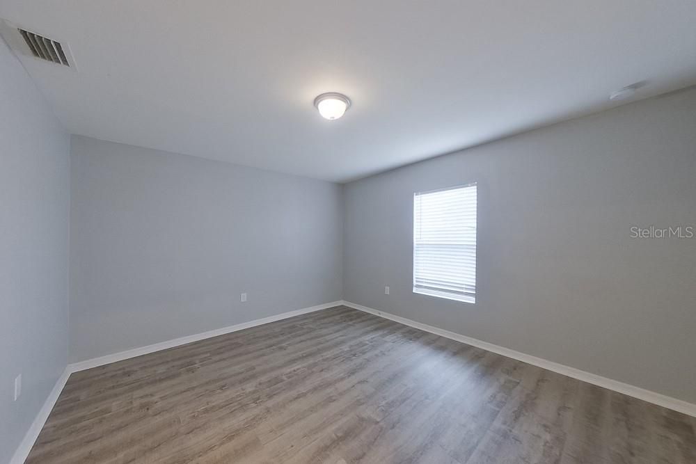 For Rent: $1,695 (4 beds, 2 baths, 1499 Square Feet)
