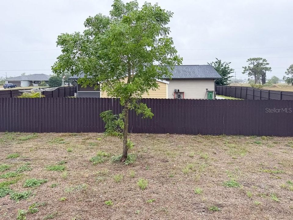 For Rent: $1,695 (4 beds, 2 baths, 1499 Square Feet)
