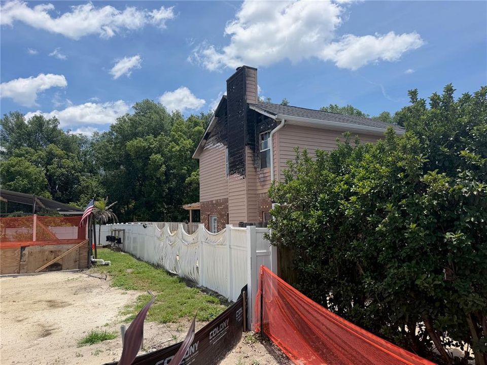 For Sale: $250,000 (3 beds, 2 baths, 1820 Square Feet)