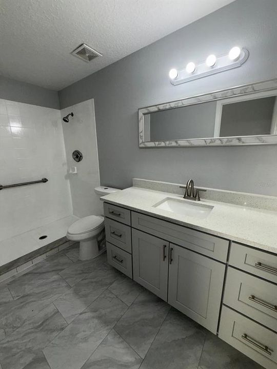 Под контрактом: $289,000 (3 спален, 2 ванн, 1200 Квадратных фут)