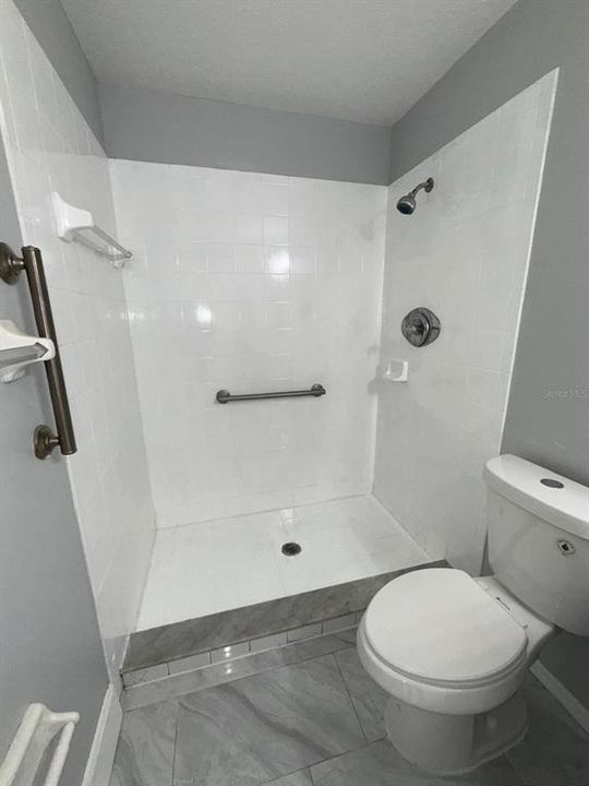 Под контрактом: $289,000 (3 спален, 2 ванн, 1200 Квадратных фут)