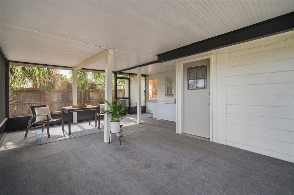 Activo con contrato: $315,000 (2 camas, 1 baños, 888 Pies cuadrados)