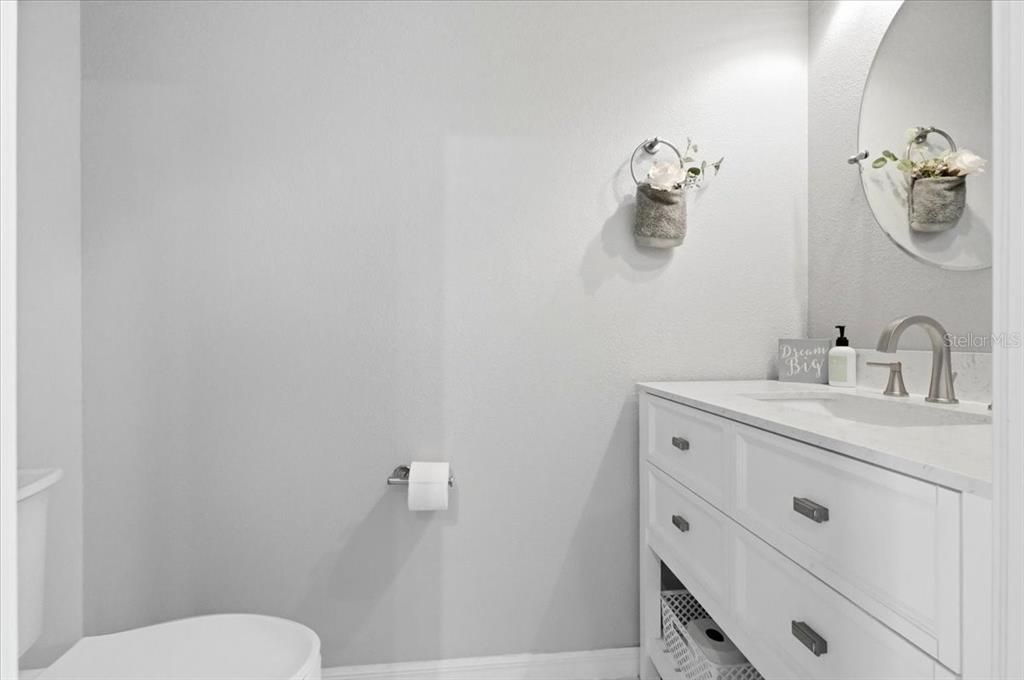 For Sale: $220,000 (2 beds, 2 baths, 1224 Square Feet)