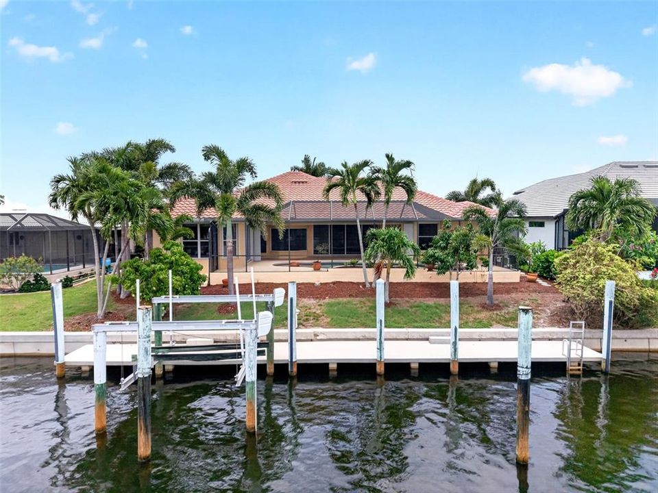 For Sale: $865,000 (3 beds, 3 baths, 2479 Square Feet)
