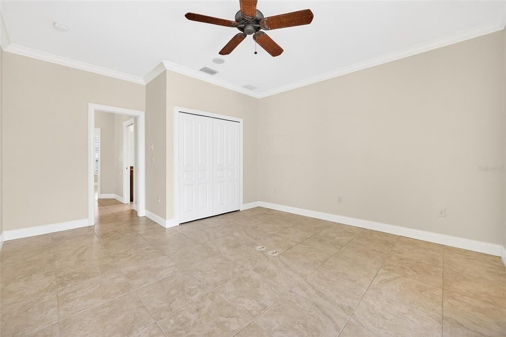 For Sale: $865,000 (3 beds, 3 baths, 2479 Square Feet)