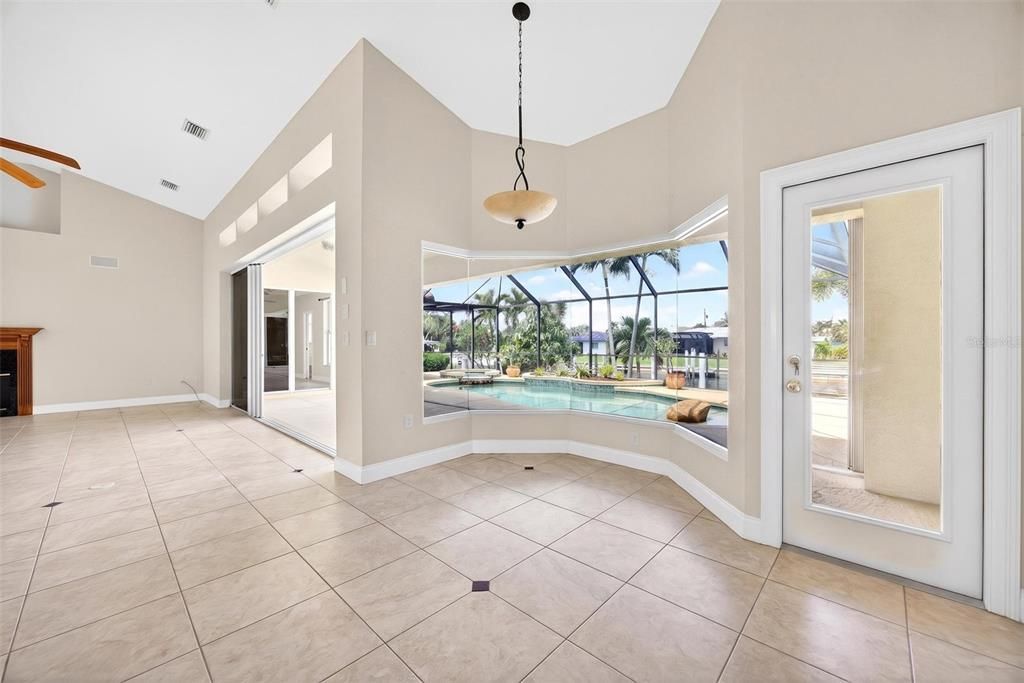 For Sale: $865,000 (3 beds, 3 baths, 2479 Square Feet)