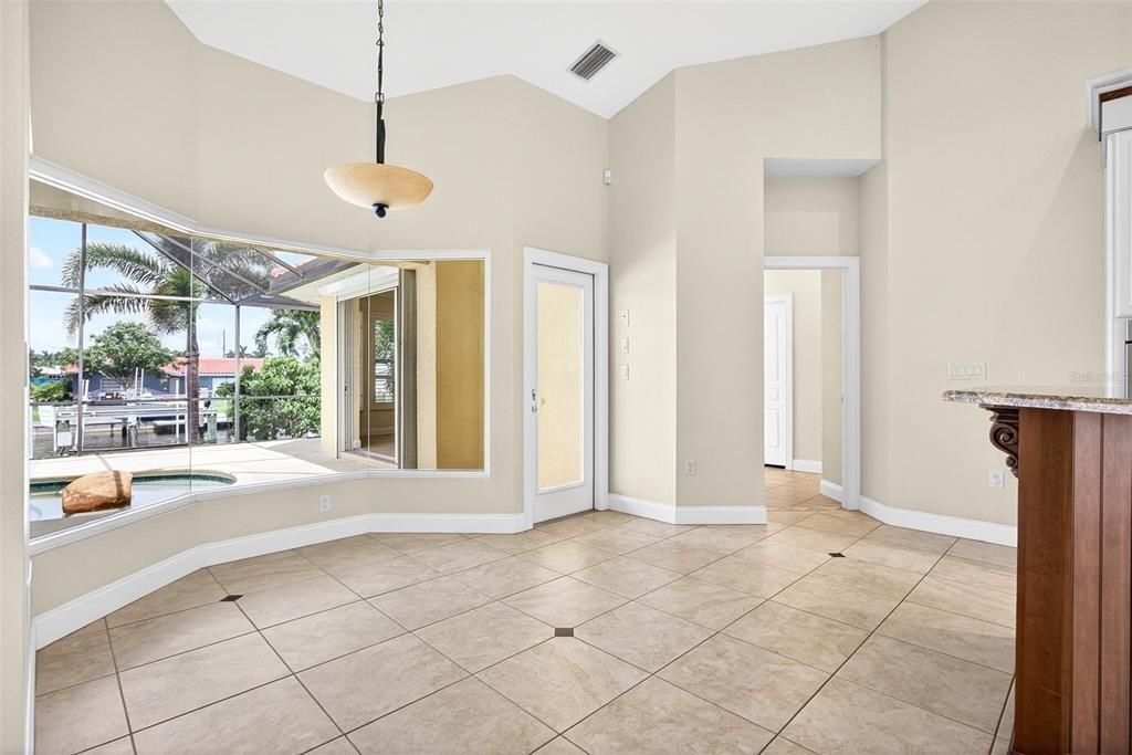 For Sale: $865,000 (3 beds, 3 baths, 2479 Square Feet)