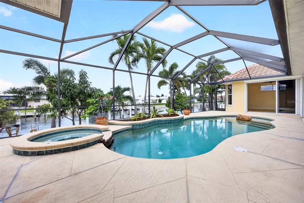 For Sale: $865,000 (3 beds, 3 baths, 2479 Square Feet)