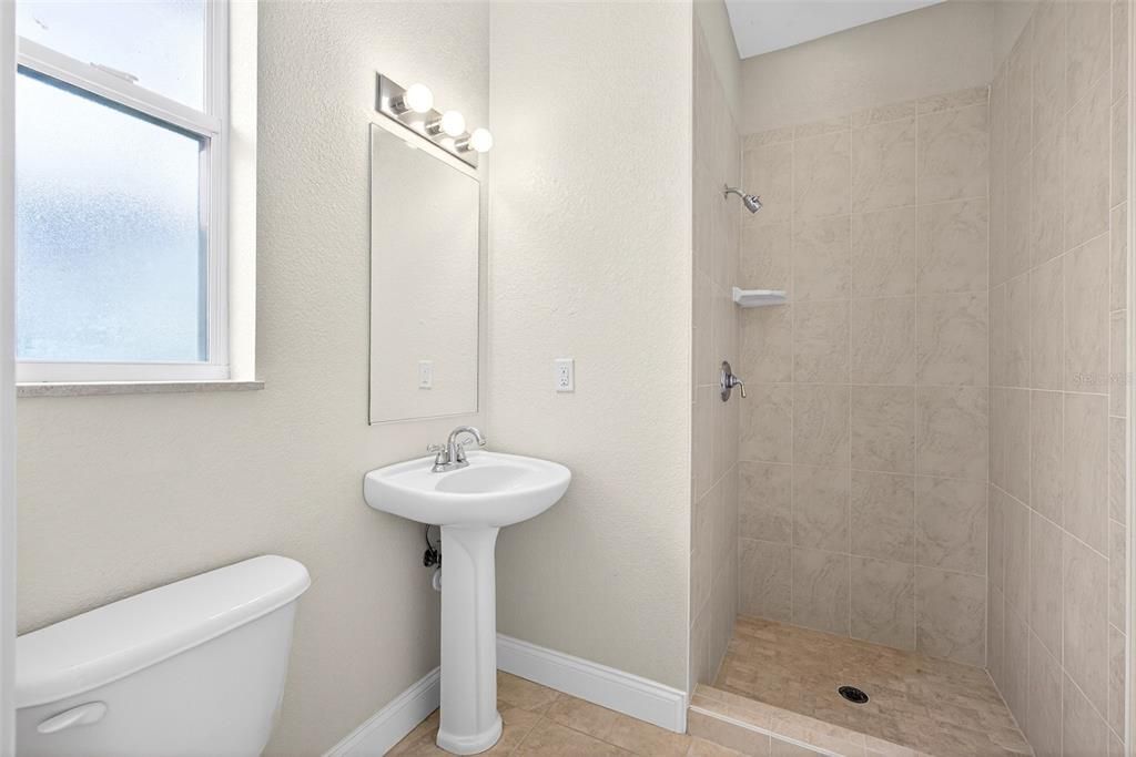 For Sale: $865,000 (3 beds, 3 baths, 2479 Square Feet)