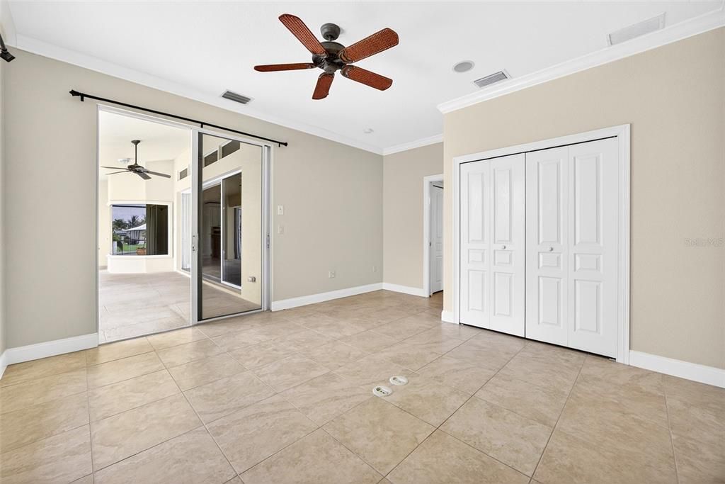 For Sale: $865,000 (3 beds, 3 baths, 2479 Square Feet)
