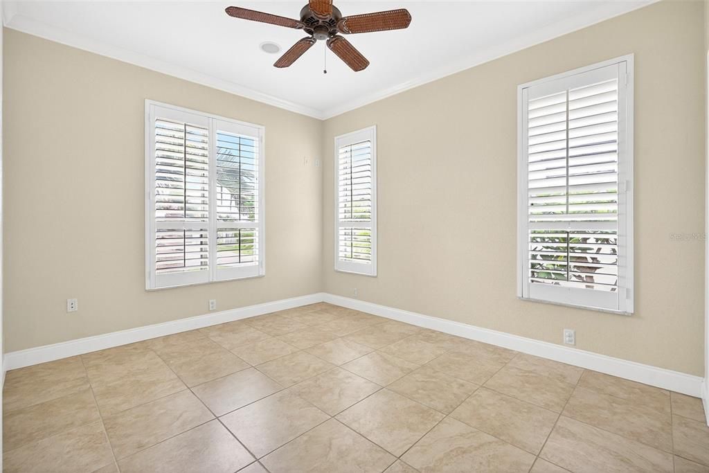 For Sale: $865,000 (3 beds, 3 baths, 2479 Square Feet)