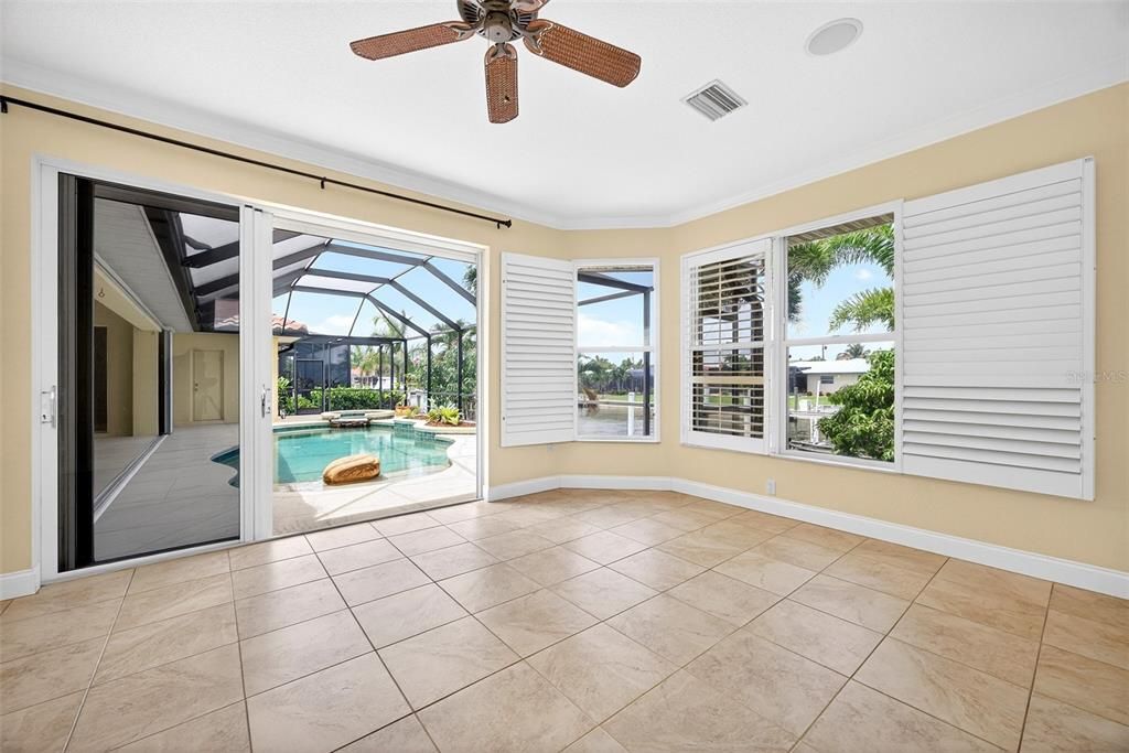 For Sale: $865,000 (3 beds, 3 baths, 2479 Square Feet)