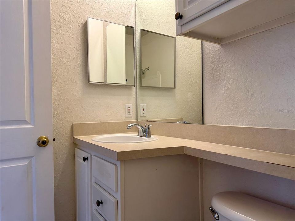 For Rent: $1,595 (2 beds, 2 baths, 1064 Square Feet)