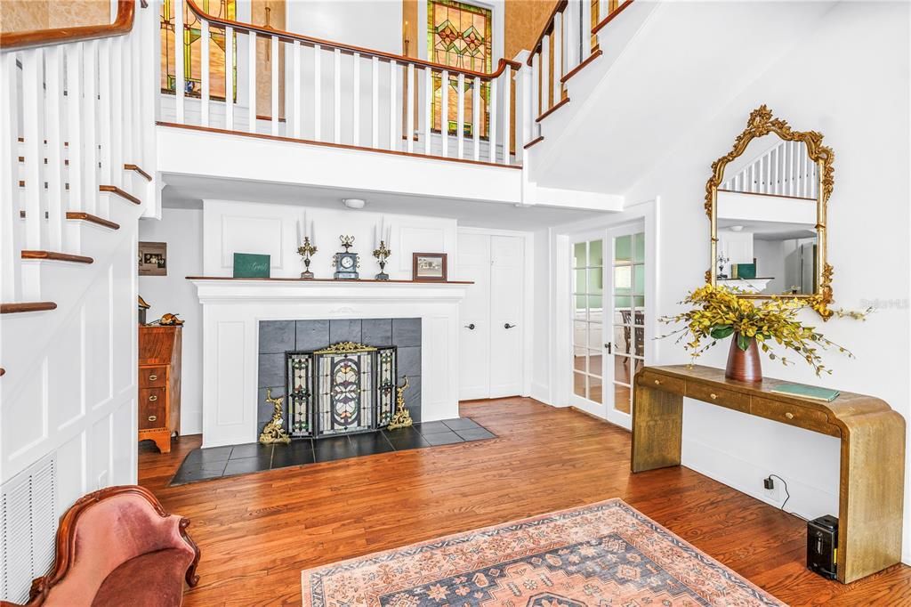 For Sale: $1,625,000 (4 beds, 3 baths, 5388 Square Feet)
