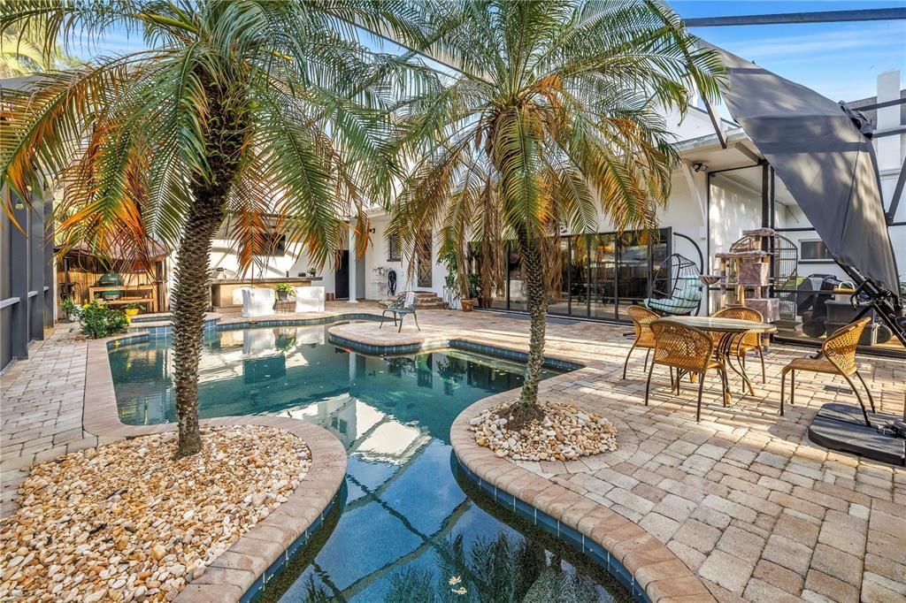 For Sale: $1,625,000 (4 beds, 3 baths, 5388 Square Feet)