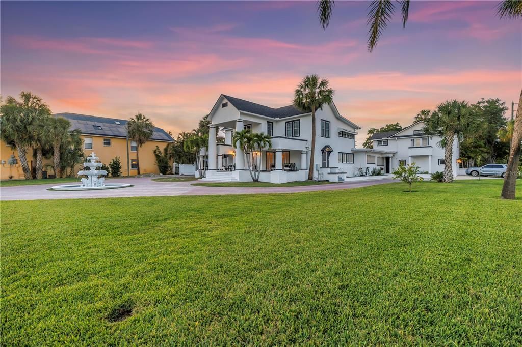 For Sale: $1,625,000 (4 beds, 3 baths, 5388 Square Feet)