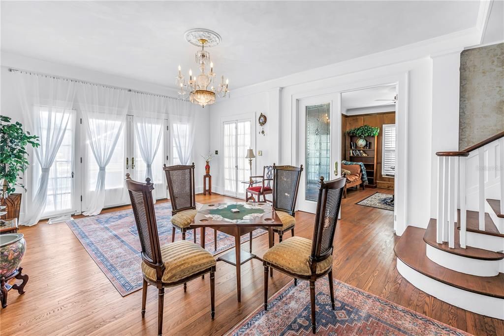 For Sale: $1,625,000 (4 beds, 3 baths, 5388 Square Feet)