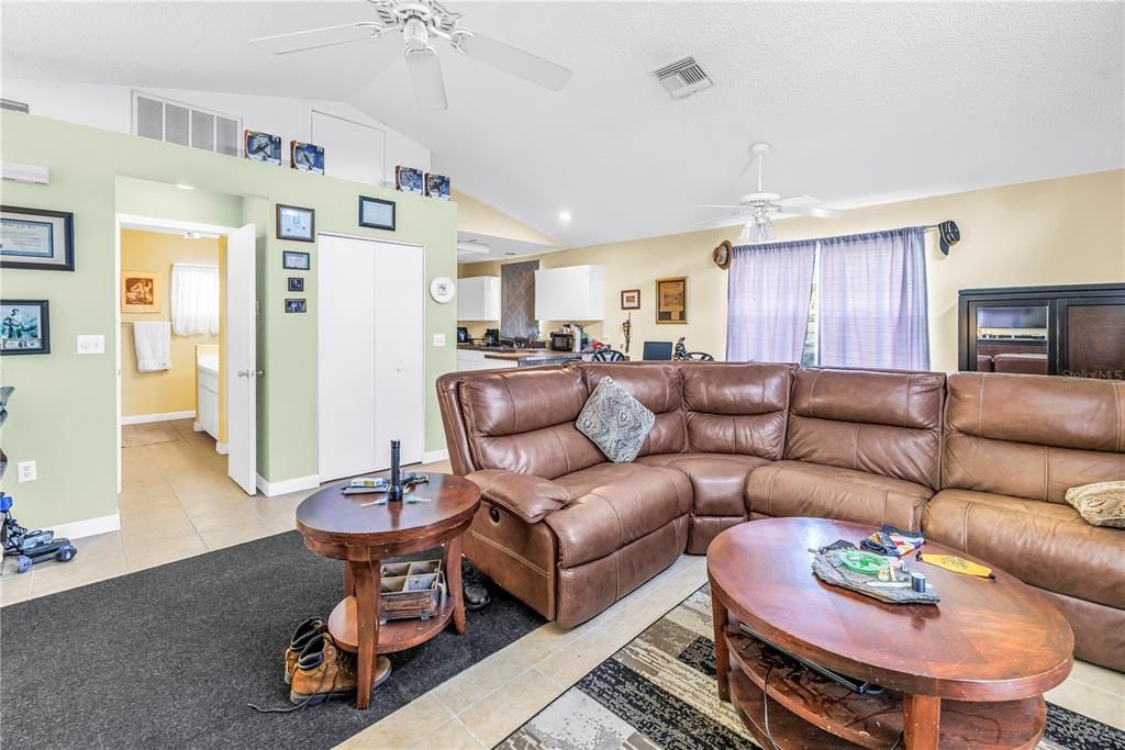 For Sale: $1,625,000 (4 beds, 3 baths, 5388 Square Feet)