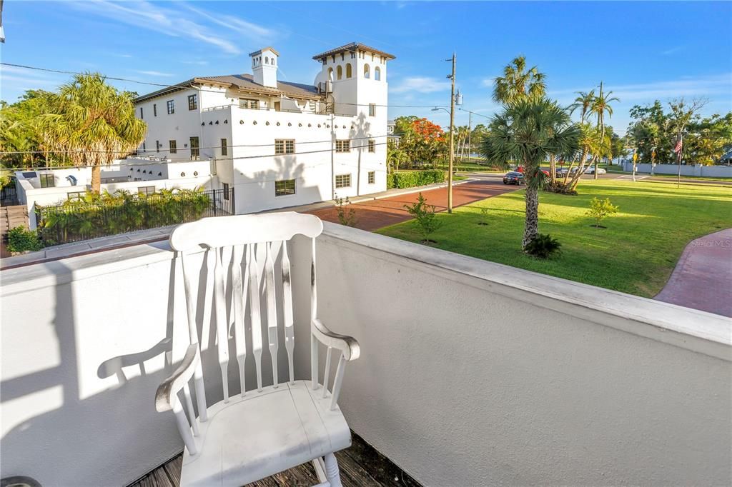 For Sale: $1,625,000 (4 beds, 3 baths, 5388 Square Feet)