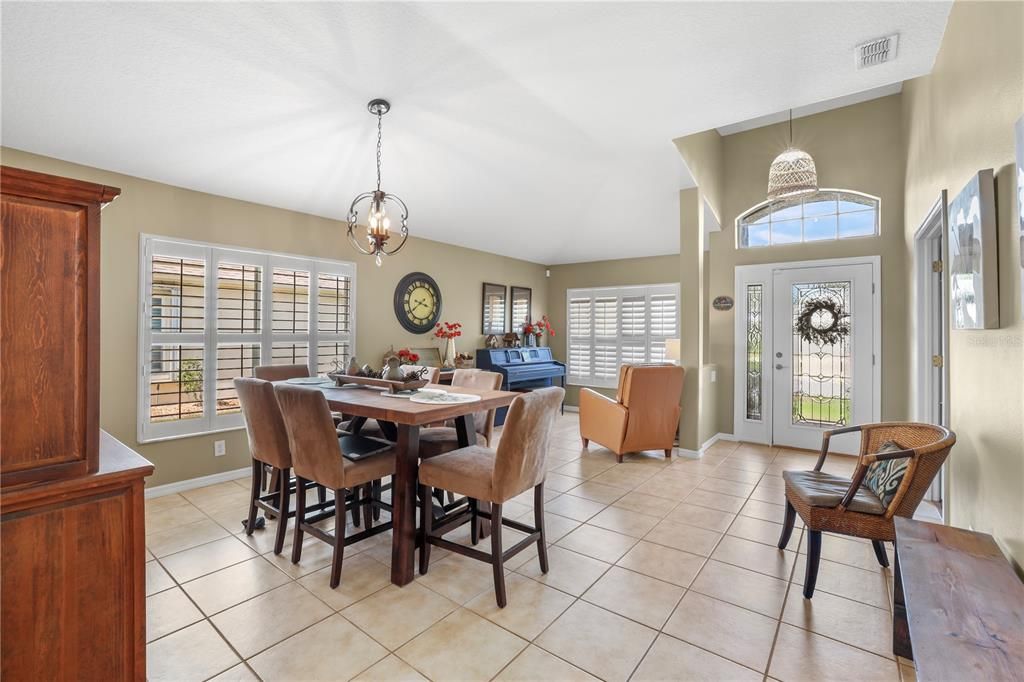 Active With Contract: $475,000 (3 beds, 2 baths, 2522 Square Feet)