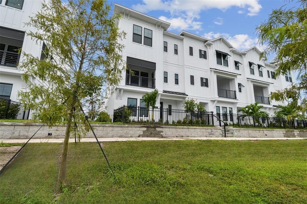 En Venta: $674,990 (3 camas, 3 baños, 2344 Pies cuadrados)