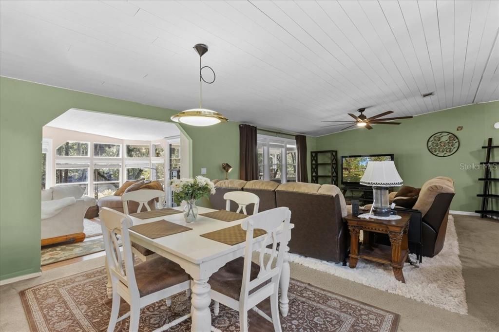 For Sale: $449,000 (3 beds, 2 baths, 1959 Square Feet)
