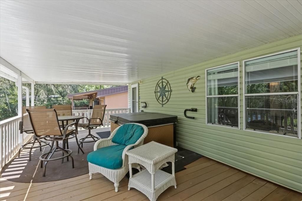 For Sale: $449,000 (3 beds, 2 baths, 1959 Square Feet)