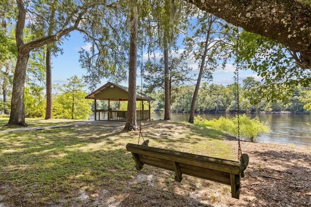 For Sale: $449,000 (3 beds, 2 baths, 1959 Square Feet)