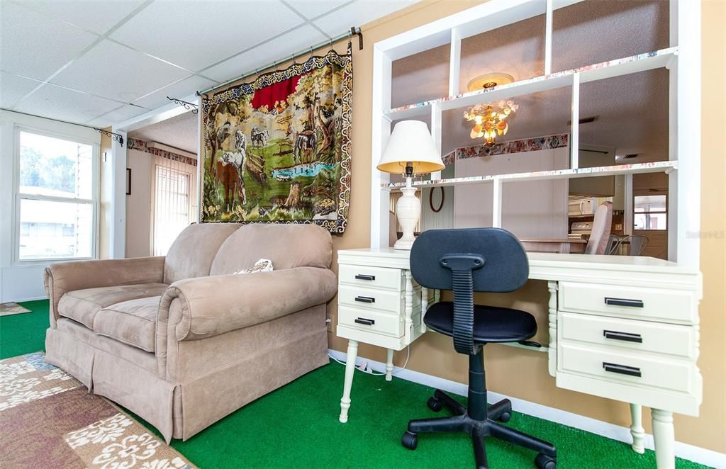 For Sale: $175,000 (2 beds, 2 baths, 1272 Square Feet)