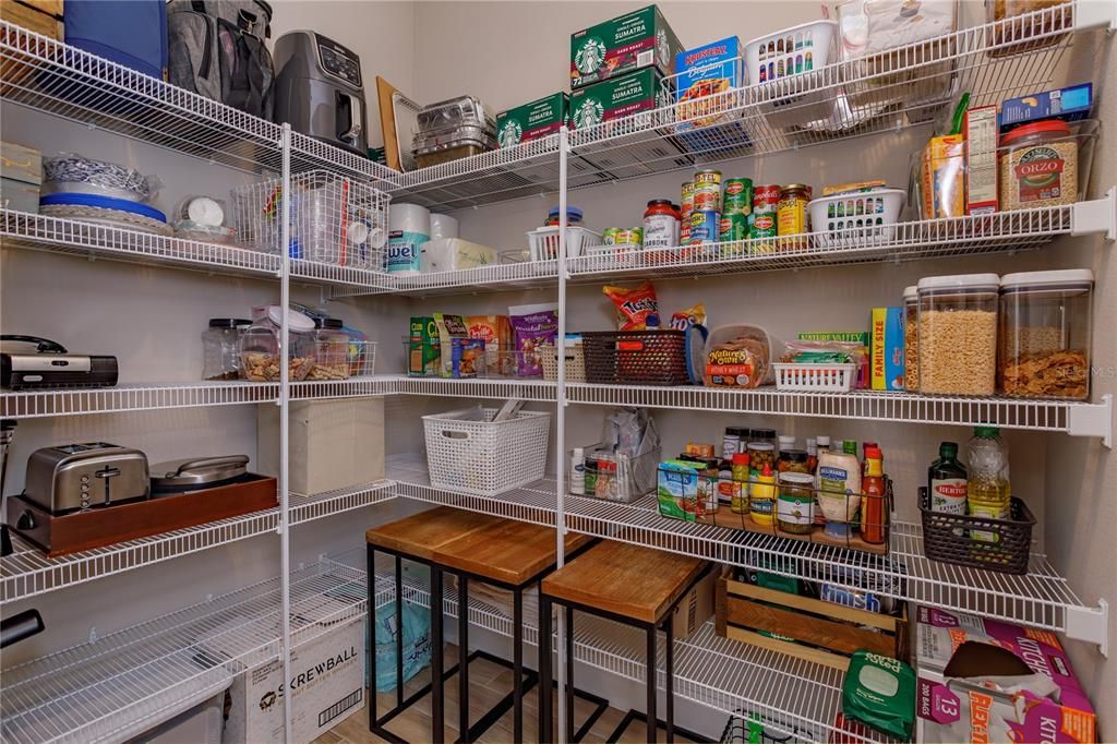 На продажу: $745,000 (3 спален, 2 ванн, 1916 Квадратных фут)
