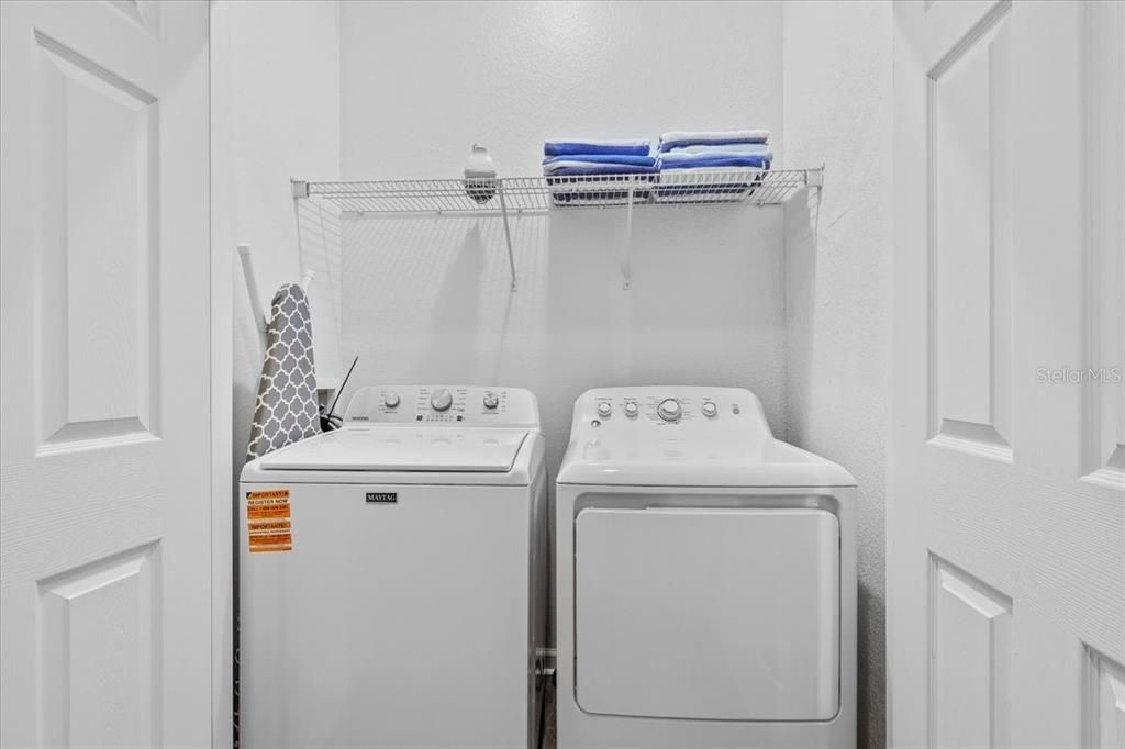 For Sale: $575,000 (3 beds, 2 baths, 1247 Square Feet)
