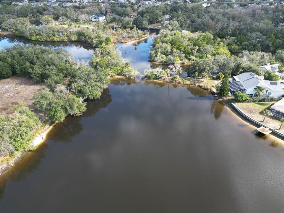 待售: $3,750,000 (6.40 acres)