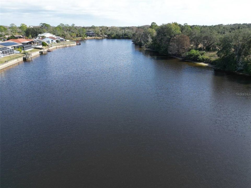 待售: $3,750,000 (6.40 acres)