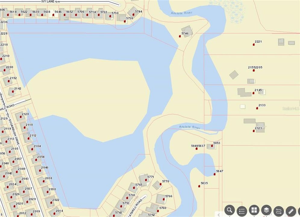 待售: $3,750,000 (6.40 acres)