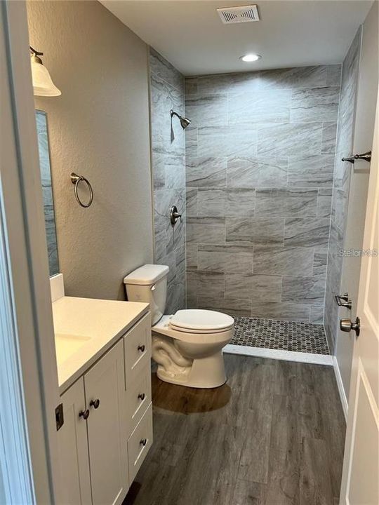 For Sale: $329,000 (3 beds, 2 baths, 1400 Square Feet)