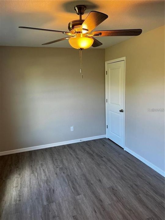 For Sale: $329,000 (3 beds, 2 baths, 1400 Square Feet)