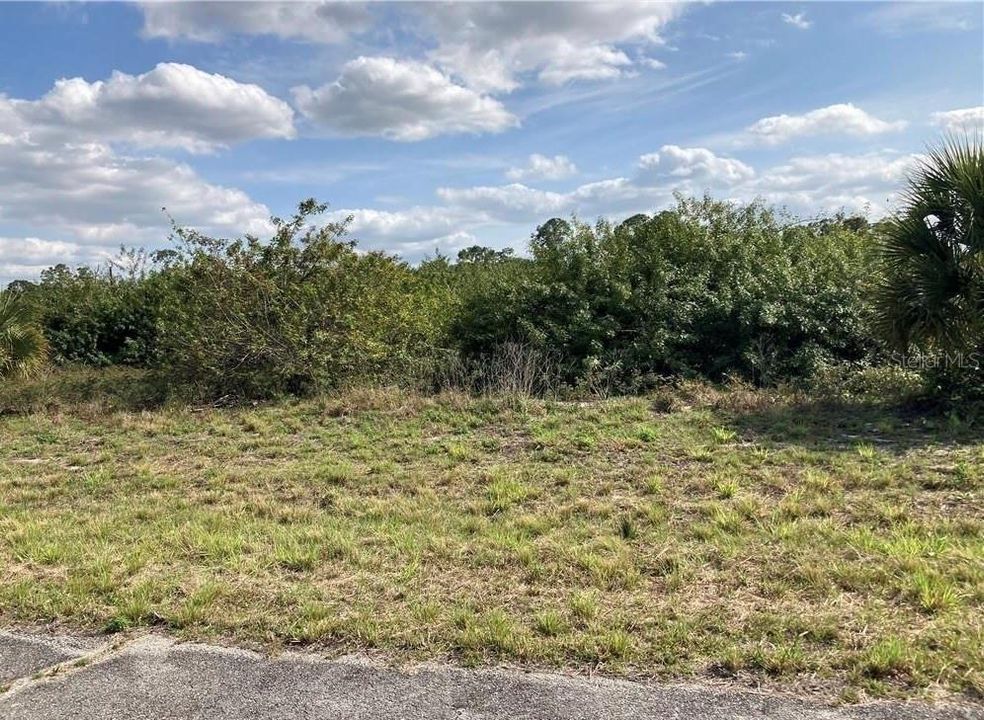 En Venta: $20,000 (0.23 acres)
