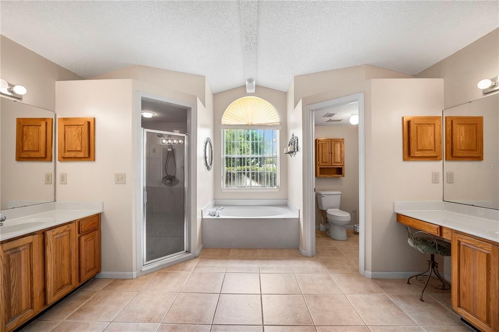 For Sale: $430,000 (4 beds, 2 baths, 2250 Square Feet)