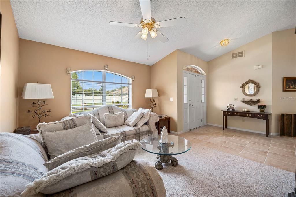For Sale: $430,000 (4 beds, 2 baths, 2250 Square Feet)