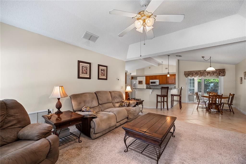 For Sale: $430,000 (4 beds, 2 baths, 2250 Square Feet)