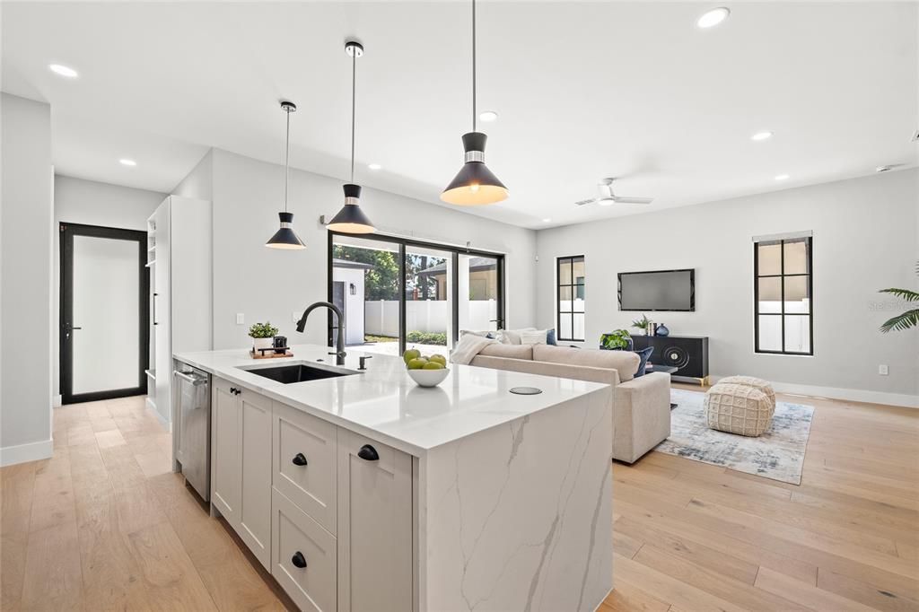 For Sale: $1,200,000 (5 beds, 4 baths, 3238 Square Feet)