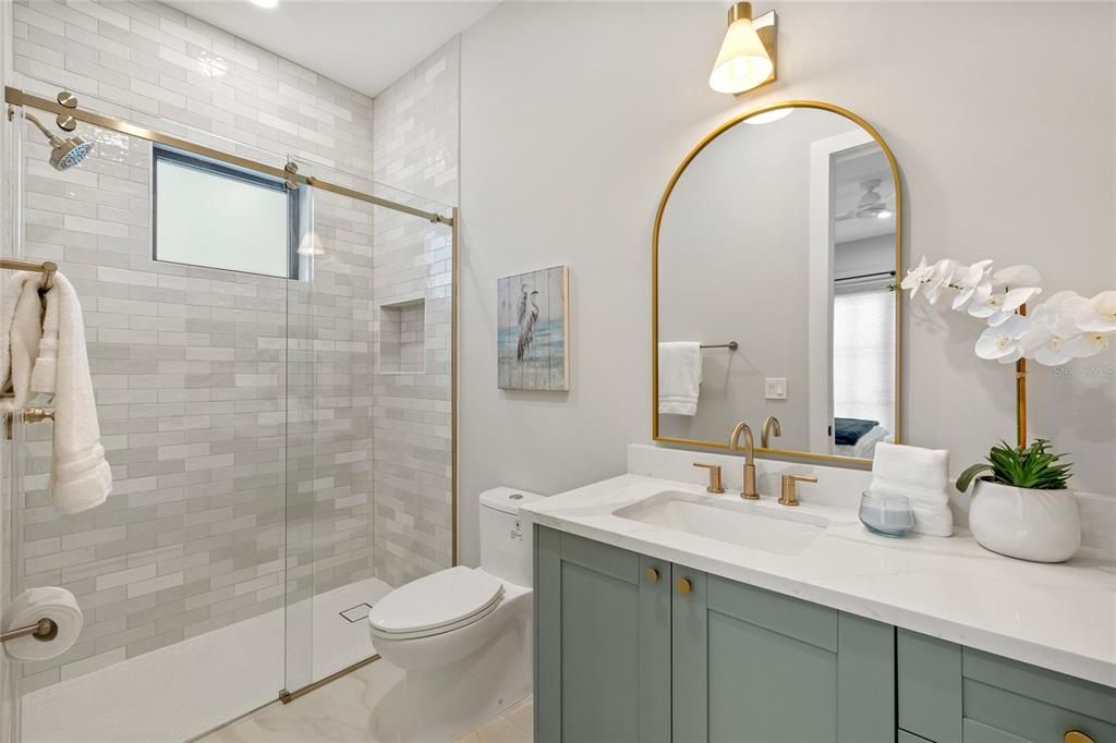 For Sale: $1,200,000 (5 beds, 4 baths, 3238 Square Feet)