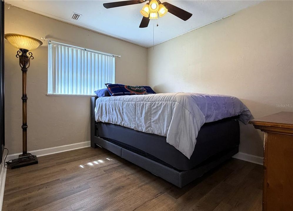 En Venta: $299,000 (3 camas, 1 baños, 1000 Pies cuadrados)