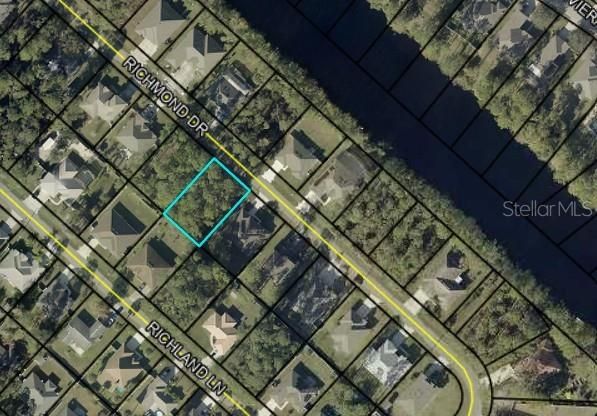 En Venta: $70,000 (0.23 acres)