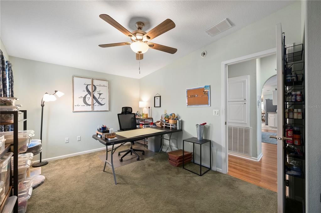 For Sale: $215,000 (3 beds, 2 baths, 1860 Square Feet)