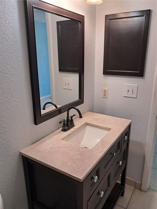 En Venta: $147,500 (2 camas, 2 baños, 918 Pies cuadrados)
