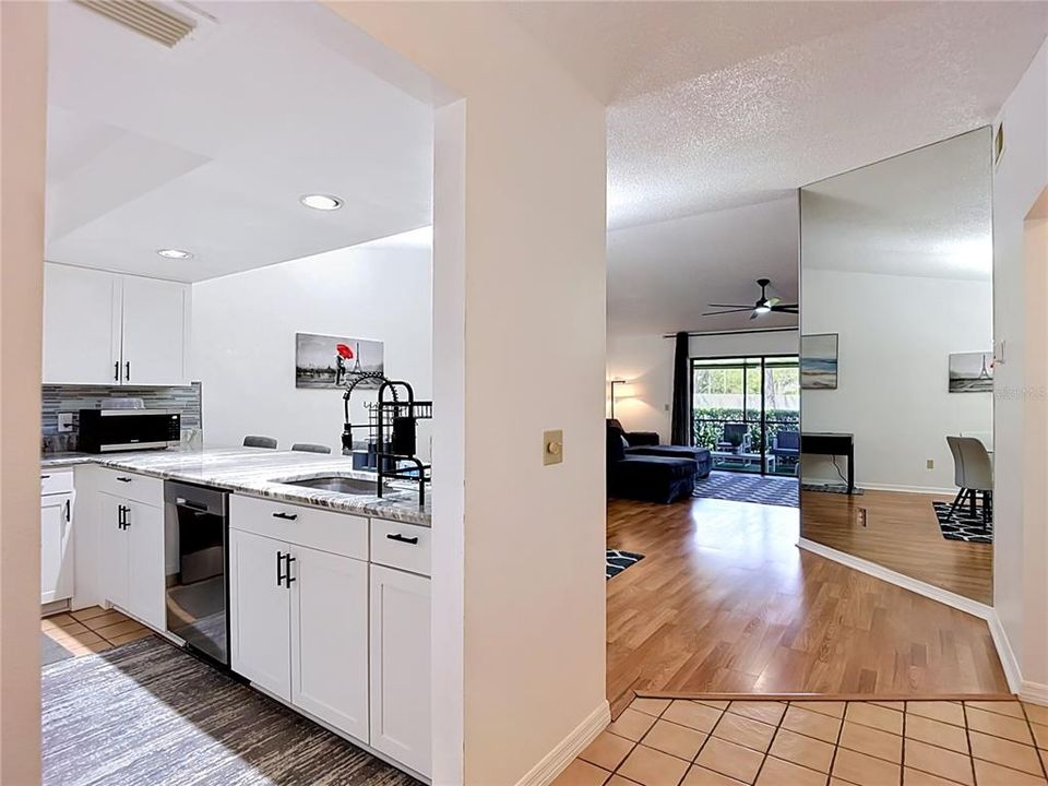 En Venta: $249,900 (2 camas, 2 baños, 1166 Pies cuadrados)