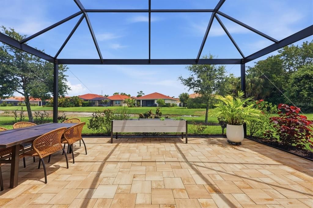 Под контрактом: $425,000 (2 спален, 2 ванн, 1824 Квадратных фут)