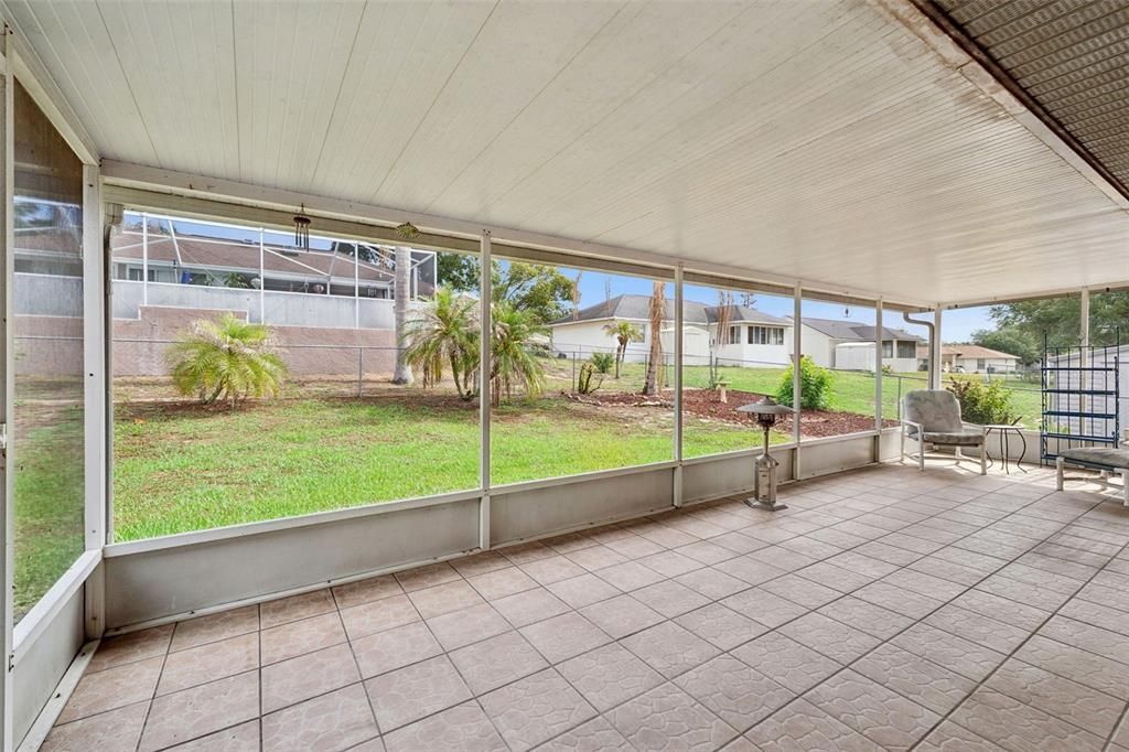 Activo con contrato: $247,900 (3 camas, 2 baños, 1691 Pies cuadrados)