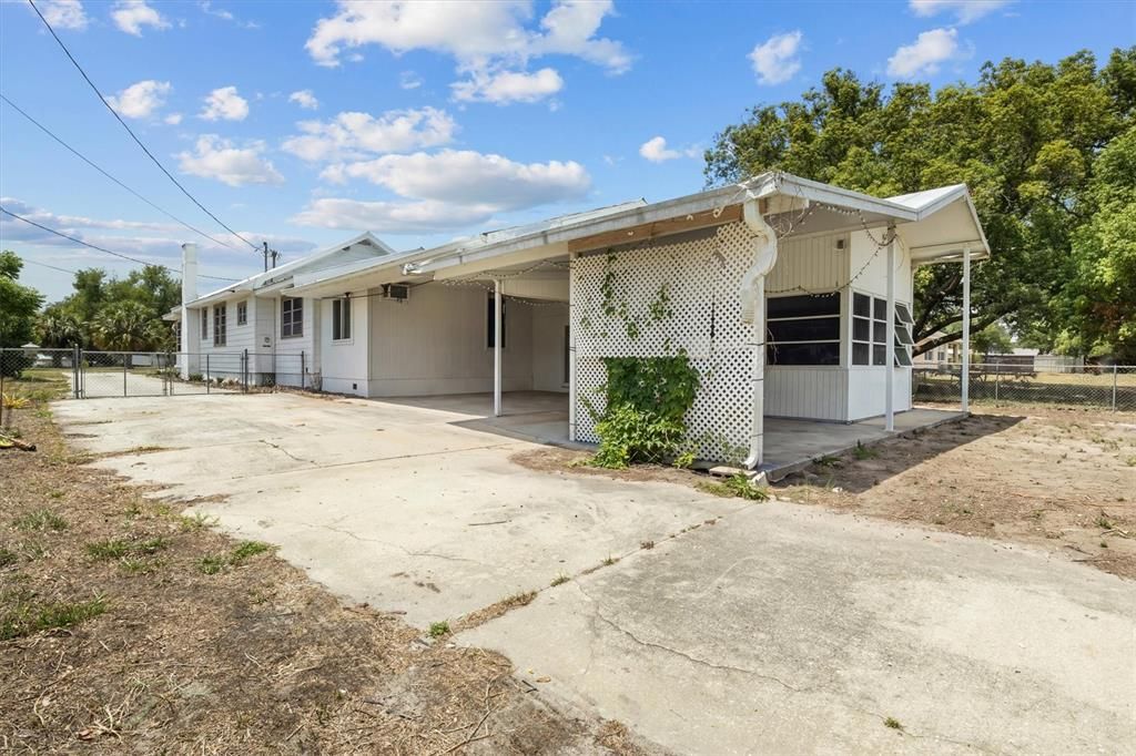 En Venta: $260,000 (3 camas, 2 baños, 1649 Pies cuadrados)
